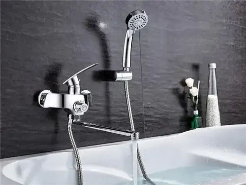 Смеситель ванны длинный излив хром Ledeme L2270 - almatherm.kz