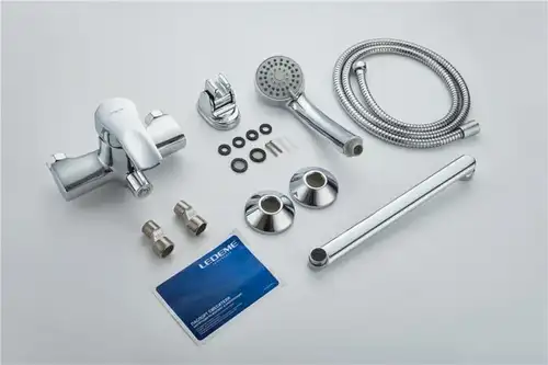 Смеситель ванны длинный излив хром Ledeme L2264 - almatherm.kz