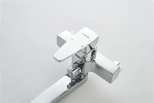 Ваннаға арналған араластырғыш қысқа шүмегі хром Ledeme L3130 - almatherm.kz