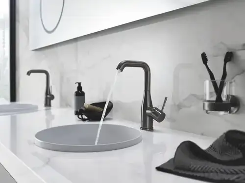 Держатель темный графит матовый Grohe Essentials 40369AL1 - almatherm.kz