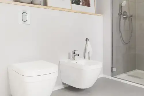 Унитаз подвесной сиденье с микролифтом Grohe Euro Ceramic 39554000 - almatherm.kz