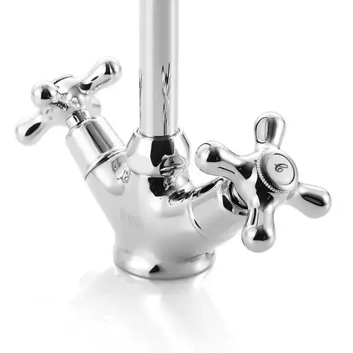 Смеситель кухни Iddis Jeals 59000T4C+W04 - almatherm.kz