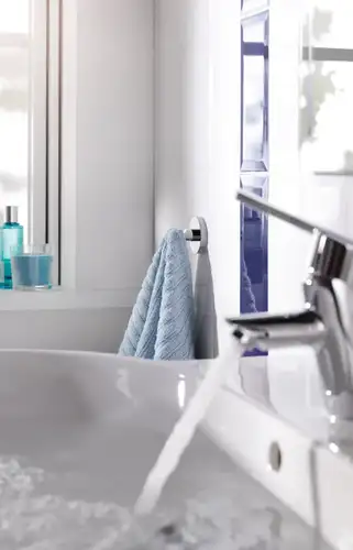 Крючок для халата хром Grohe Essentials 40364001 - almatherm.kz