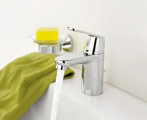 Смеситель раковины Grohe Eurosmart Cosmopolitan 32825000 - almatherm.kz