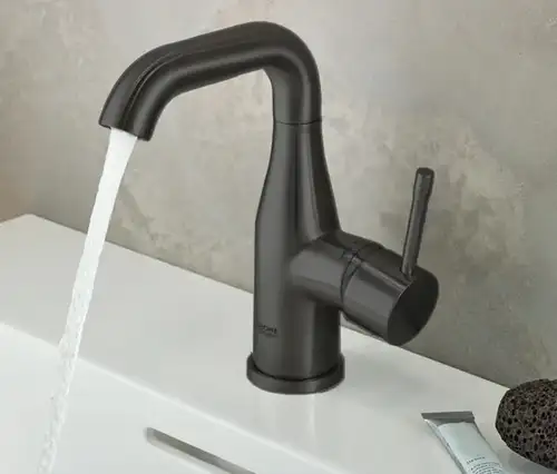Смеситель раковины черный матовый размер M Grohe Essence 24176KF1 - almatherm.kz